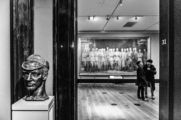 What are the best tips for visiting the National Portrait Gallery?